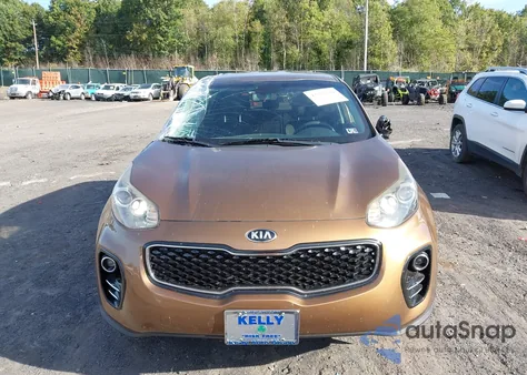 2017 Kia Sportage Lx z USA, uszkodzony, nr VIN KNDPMCAC5H7085997